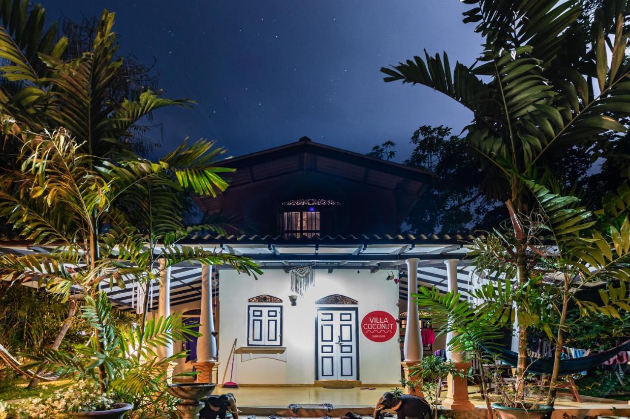 Coconut Villa Мидигама-Ист Экстерьер фото